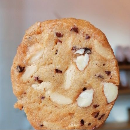 Cookies grué de cacao, amandes, chocolat blanc 125gr